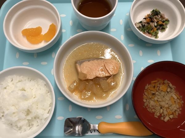 大根と鮭の味噌煮です《アレルギー除去食》