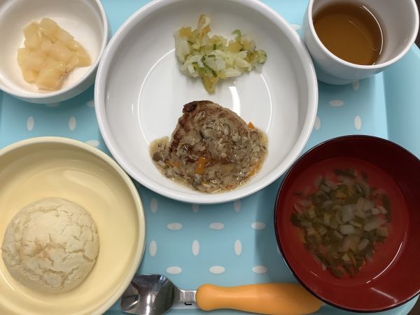 豆腐ハンバーグきのこあんです《アレルギー除去食》