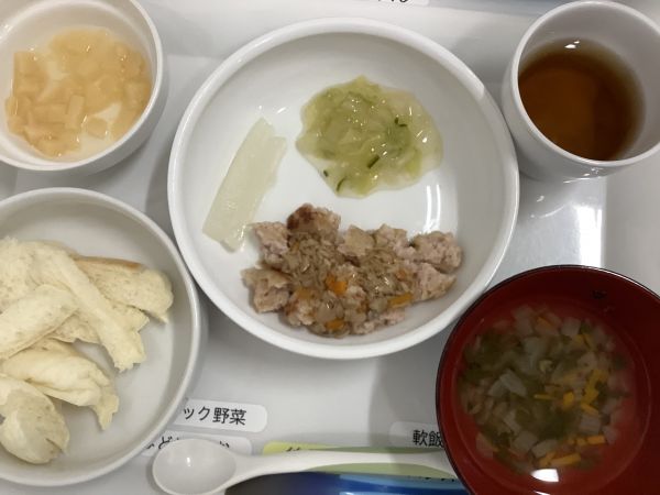 豆腐ハンバーグきのこあんです《後期》