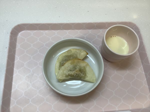 サモサ風です《常食、アレルギー除去食》