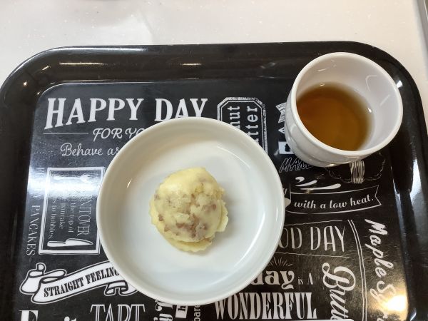 おやつ離乳食中期B米粉の蒸しパン