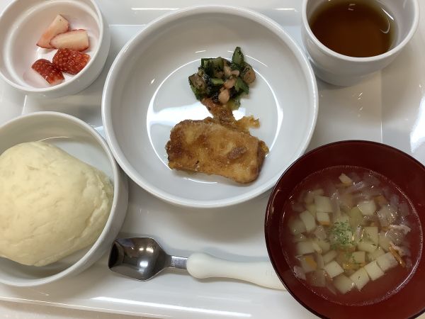 かじきのエスニック焼きです《常食》