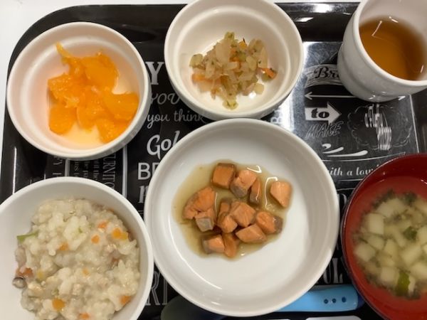 《中期B》鮭のだし煮です。