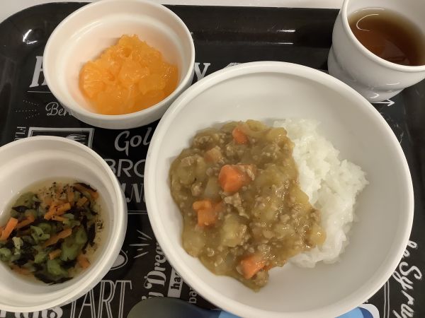 大根カレーです《中期B》