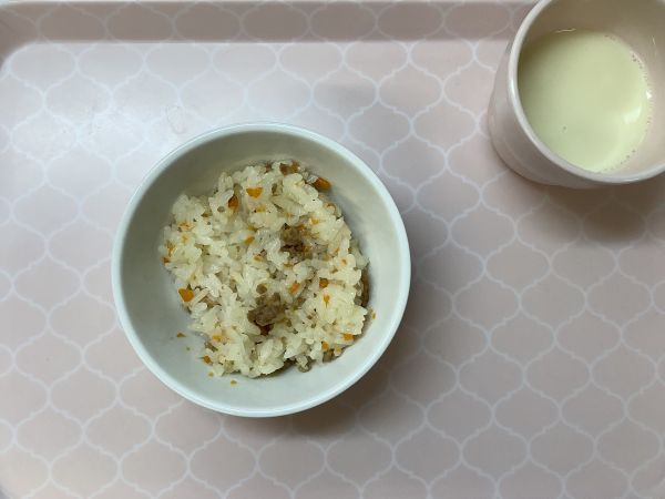 《常食》《アレルギー除去食》おやつは、ジューシーです。