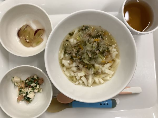 《離乳食後期》広東風うどんです。