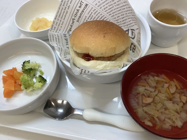 ハンバーガーです《常食》