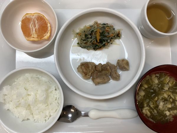 《常食》《離乳食完了期》鶏肉のごまみそ焼きです。