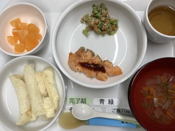 鮭のムニエルトマトソースです《完了期》