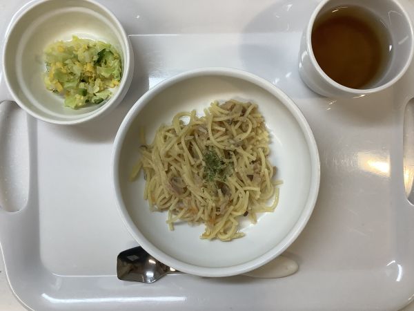 《常食》きのことツナのスパゲティです。
