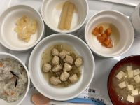 鶏ひき団子となすの煮物です《後期》