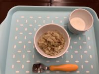 おやつアレルギー除去食さつまいもとひき肉の混ぜごはん