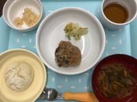 豆腐ハンバーグきのこあんです《アレルギー除去食》