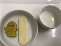 《中期B》おやつは、オバケスイートポテトです。