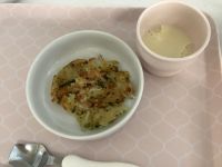 じゃがいもとブロッコリーのガレットです《アレルギー除去食》