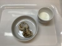 おやつごまと塩昆布のおにぎり