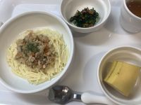 きのことツナのスパゲティです《常食》