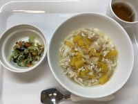 《常食》昼食は、ほうとうです。