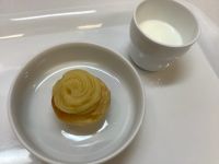 《常食》おやつは、モンブランです。