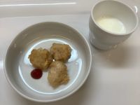 《常食》おやつは、豆腐ナゲットです。