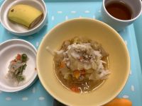 《常食》《アレルギー除去食》昼食は、豚汁フォーです。