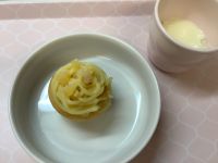 《常食》《アレルギー除去食》おやつは、モンブランです。