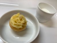 《常食》おやつは、モンブランです。