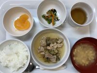 《常食》ナスと鶏肉の煮物です。