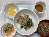 《離乳食完了期》ビビンバ丼です。