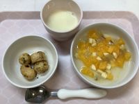 《常食》《アレルギー除去食》おやつは、フルーツポンチと青のりラスクです。