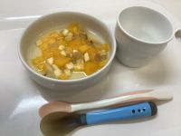 《離乳食中期おやつは、フルーツポンチです。
