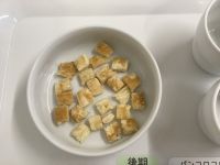《離乳食後期》おやつは、プレーンパンケーキです。