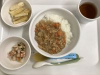 《離乳食完了期》大根カレーです。
