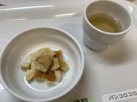《離乳食後期》おやつは、おからきなこパンケーキです。